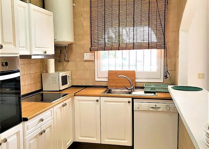 Casa Excepcional En Roses: Piscina, Amarre, Terraza Y Jardin Disfrutar Del Sol Y Relax - Es-258-64