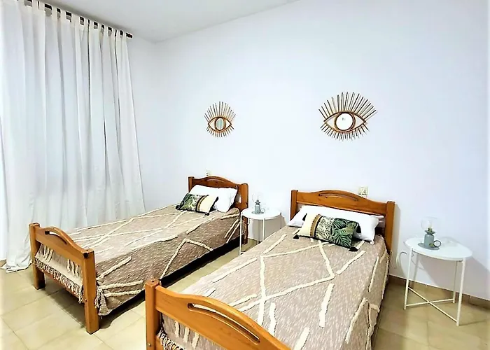 Casa Excepcional En Roses: Piscina, Amarre, Terraza Y Jardin Disfrutar Del Sol Y Relax - Es-258-64 بيت للعطل